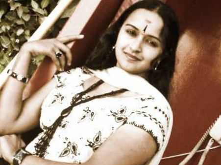 നടിയുടെ നഗ്നവീഡിയോ വാട്‌സ് ആപ്പില്‍?