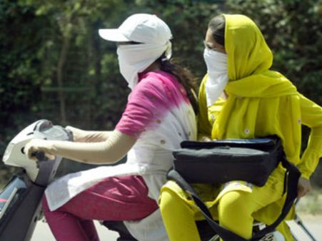 ദില്ലിയില്‍ 60,000 സ്ത്രീകളെ പിടികൂടി