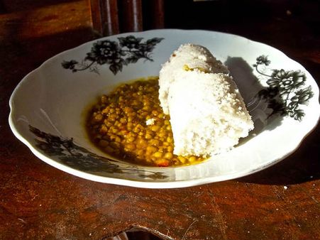 പാഴ്‌സല്‍ വാങ്ങിയ പുട്ടില്‍ നിന്ന് സ്വര്‍ണ മോതിരം കിട്ടി