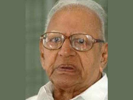 വിആര്‍ കൃഷ്ണയ്യര്‍ക്ക് 100-ാം പിറന്നാള്‍