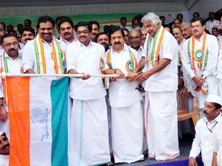 ജനപക്ഷയാത്ര വീണ്ടും വിവാദങ്ങളിലേയ്ക്ക്