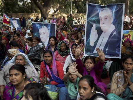 ബാബാ ബ്ലാക്ക് ഷീപ്പ്: ആള്‍ദൈവങ്ങളിലെ തട്ടിപ്പ് വീരന്മാര്‍