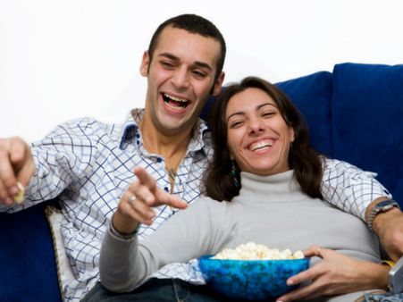 90,000 ഡോളറിന് ഒരു തമാശയുണ്ട്, എന്താ കേള്‍ക്കണോ?