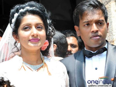 മീര ജാസ്മിന്റെ വിവാഹം ഇനിയും രജിസ്റ്റര്‍ ചെയ്തില്ല?