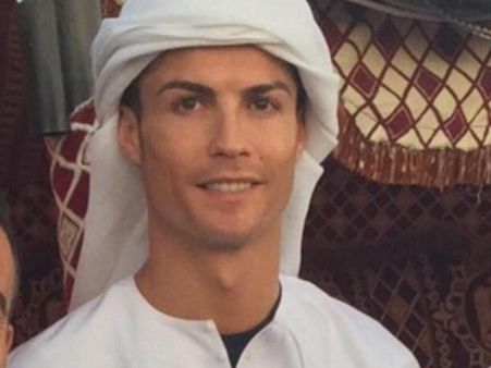 ദുബായ് : നോക്കണ്ടടാ ഉണ്ണി ഇത് ഞാനല്ല, ക്രിസ്റ്റ്യാനോ റൊണാള്‍ഡോയാ...