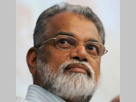 മോഹന്‍ലാല്‍ 'നായര്‍', രാധാകൃഷ്ണന്‍ 'നായര്‍'... പെരുന്നയില്‍ ഹാജര്‍