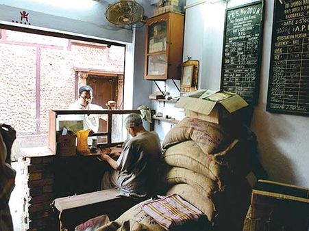 കോവിഡ് കാലത്ത് സർക്കാർ അവഗണിക്കുന്നു; റേഷൻ വ്യാപാരികളുടെ സമരം ഇന്ന്