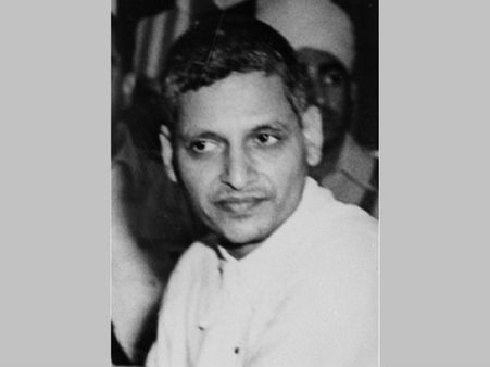 കേരളത്തിലും ഗോഡ്‌സേയുടെ പ്രതിമ സ്ഥാപിക്കുമോ