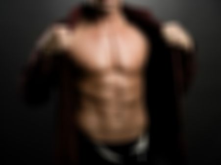 വിദ്യാര്‍ഥിനിയോടുള്ള പ്രണയം തെളിയിക്കാന്‍ അധ്യാപകന്‍ ക്യാന്പസില്‍ നഗ്നനായി നടന്നു