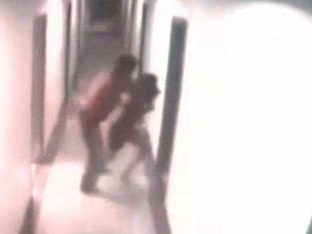 അനാശാസ്യം ക്യാമറ പിടിച്ചു, കളിക്കാരിക്കും കോച്ചിനും സസ്‌പെന്‍ഷന്‍