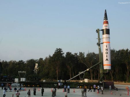 അവിനാശ് ചന്ദര്‍ പടിയറങ്ങുന്പോള്‍ പ്രതിരോധ രംഗത്ത് ഇന്ത്യ പിന്നിലാകുമോ?