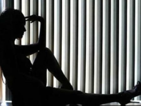 മയക്കുമരുന്ന്‌ ഉപയോഗിച്ച ശേഷം വാഹനമോടിച്ച അറബ്‌ സ്‌ത്രീയ്‌ക്ക്‌ തടവ്‌