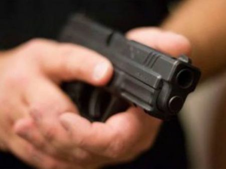 കോഫീ ഷോപ്പ് അക്രമം; ബന്ദി മരിച്ചത് പോലീസ് വെടിയേറ്റ്