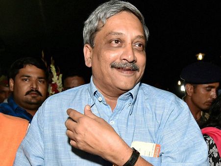 പാക് ബോട്ട് സ്‌ഫോടനത്തില്‍ തകര്‍ന്നതു തന്നെയാണെന്ന് മനോഹര്‍ പരീക്കര്‍