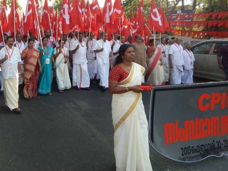 ബാനര്‍ പിടിക്കാന്‍ മതിയോ സ്ത്രീകള്‍...? സിപിഎം സംസ്ഥാന സമിതിയില്‍ എത്രപേരുണ്ട്?