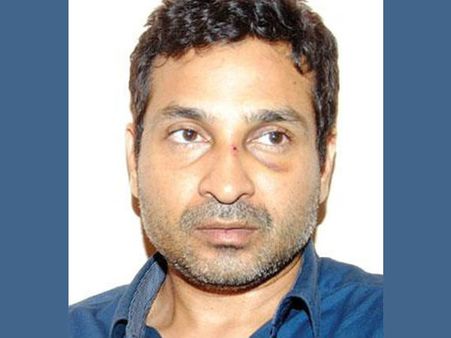 നിസാമിന് അവിഹിത ബന്ധങ്ങള്‍... ഭാര്യ അമലിന് പിണക്കം!