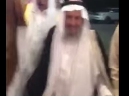 സൗദിയില്‍ നൂറുവയസ്സുകാരന് കല്യാണം, കാണണോ?