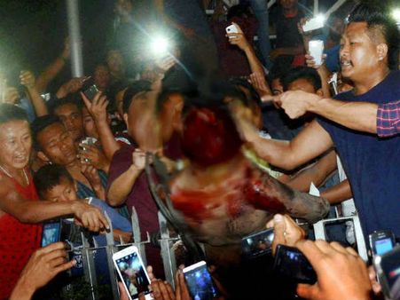 ബലാത്സംഗ കേസിലെ പ്രതിയെ ജയില്‍ ആക്രമിച്ച് നാട്ടുകാര്‍ നഗ്നനാക്കി തല്ലിക്കൊന്നു