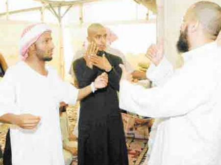 മദീന പള്ളിയില്‍ 17 ലോക ഭാഷകള്‍ സംസാരിക്കുന്ന വനിതാ ജീവനക്കാര്‍