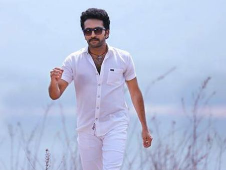 കൊക്കെയ്ന്‍ കേസ്: ഷൈന്‍ ടോം ചാക്കോ പുറത്തിറങ്ങി, ആദ്യ പ്രതികരണം മാധ്യമങ്ങളോട്