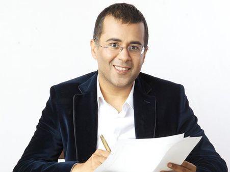 ചേതന്‍ ഭഗത്തിനെതിരെ ഒരു കോടിയുടെ രൂപയുടെ മാനനഷ്ട കേസ്