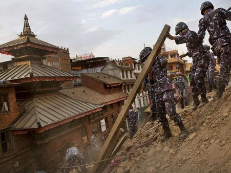 ഭൂചലനത്തില്‍ കാഠ്മണ്ഡു മൂന്ന് മീറ്റര്‍ നീങ്ങിപ്പോയി!