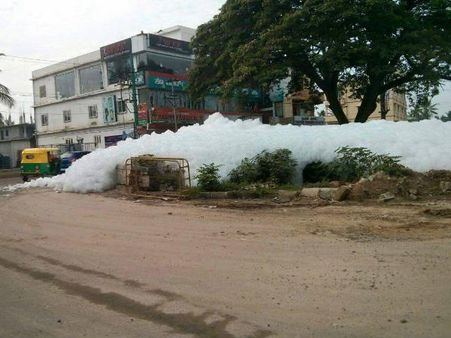 ബെംഗളൂരുവിലെ മാലിന്യം കണ്ട്ക്കാ? അത് ഇങ്ങനെയാണ്!!!