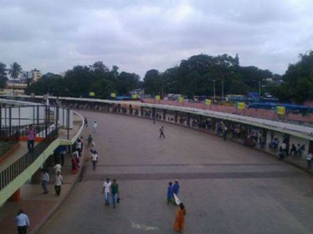 ദേശീയ വാഹന പണിമുടക്ക് തുടങ്ങി