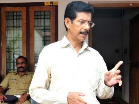 മതനിന്ദയ്ക്ക് 'കുരിശ്ശില്‍ തറച്ച' ജോസഫ് ചോദിയ്ക്കുന്നു...സിപിഎമ്മിന് ഉത്തരമുണ്ടോ?