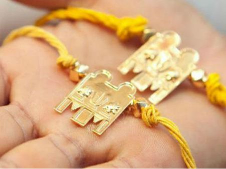 ഒന്നിച്ച് ജീവിയ്ക്കാന്‍ കെട്ടുതാലി വേണോ? താലി ചുട്ടെരിച്ച് കൊച്ചിയില്‍ പുതിയ സമരം മെയ് ഒന്‍പതിന്