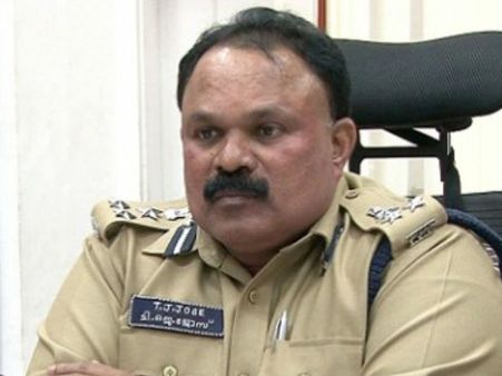 ഐജി സ്ഥിരം കോപ്പിയടിക്കാരനോ?