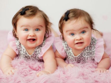 ഒറ്റ ആഴ്ചയില്‍ രണ്ടുപേരുമായി ലൈംഗികബന്ധം; ഇരട്ടക്കുട്ടികള്‍ക്ക് രണ്ട് അച്ഛന്‍