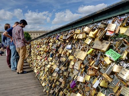 മെല്‍ബണിലെ പാലത്തില്‍ ഇനി പ്രണയത്താഴുകള്‍ ഉണ്ടാവില്ല
