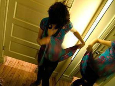 ബാത്ത്‌റൂമില്‍ ഒളികാമറ ദുബായില്‍ ഇന്ത്യക്കാരന്‍ അറസ്റ്റില്‍!!!