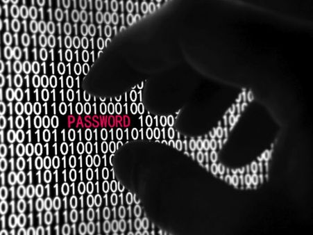 ഓണ്‍ലൈന്‍ ഡേറ്റിങ് സൈറ്റ് ഹാക്ക് ചെയ്തു; നഗ്ന ചിത്രങ്ങളും രഹസ്യങ്ങളും പുറത്ത്