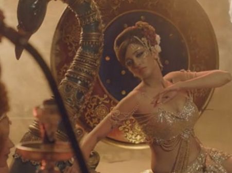 പത്രത്തില്‍ കാമസൂത്രയുടെ പടം, ഖത്തറില്‍ എഡിറ്റര്‍ രാജിവെച്ചു