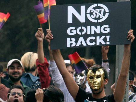 സ്വവര്‍ഗരതിക്കാരനായ യുവാവിനെ 'നേരെ'യാക്കാന്‍ ബന്ധുക്കള്‍ ചെയ്തത്....