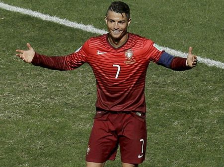 ക്രിസ്റ്റിയാനോയുടെ അമ്മയെ പണവുമായി എയര്‍പോര്‍ട്ടില്‍ വെച്ച് തടഞ്ഞു