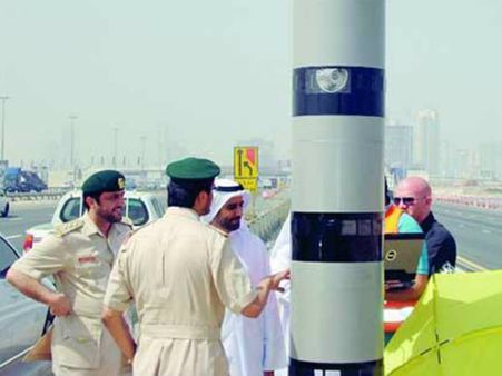 ദുബായിലെ റോഡ് റഡാറുകള്‍ക്ക് ജോലി ഭാരം കൂടും; അകലം പാലിക്കാത്ത വാഹനങ്ങളും കാമറയില്‍ പതിയും
