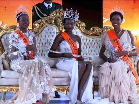 പൂര്‍വ്വ കാമുകന്‍ നഗ്നചിത്രങ്ങള്‍ പ്രചരിപ്പിച്ചു, മിസ് സിംബാവെയ്ക്ക് സ്ഥാനം നഷ്ടമായി