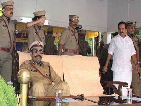 ബിക്കാനീര്‍ രാജകുമാരനാണെങ്കിലും ഋഷിരാജ് സിംഗേ നിങ്ങള്‍ 'കിംഗ്' അല്ല