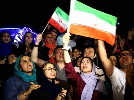 ഇനി കുറച്ച് നാള്‍ ഇറാന്‍ ശക്തരാവട്ടെ... ഇന്ത്യയും