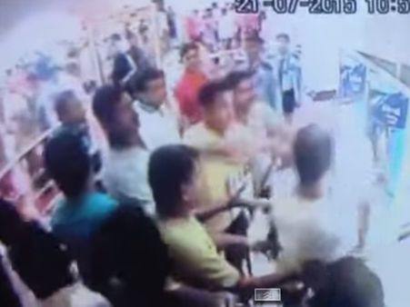 സെക്യൂരിറ്റി ഗാർഡിനെ എം.എൽ.എയുടെ മകൻ കയ്യേറ്റം ചെയ്തു