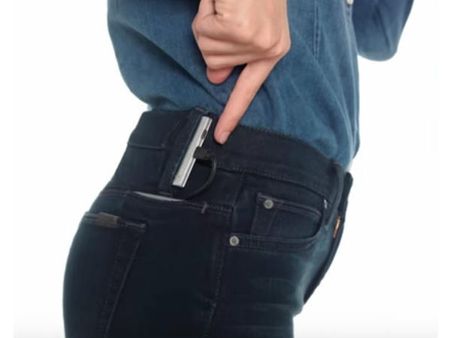 മൊബൈല്‍ ഫോണ്‍ ചാര്‍ജ് ചെയ്യാന്‍ ഇനി ജീന്‍സ് മതി