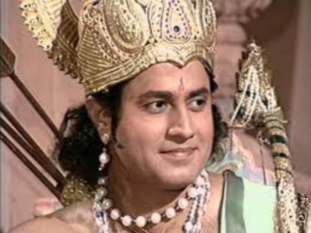 മഹാഭാരതത്തിലെ 'യുധിഷ്ഠിര'നുശേഷം രാമായണത്തിലെ 'രാമനും' ബിജെപിയിലേക്ക്..