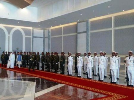 ഗള്‍ഫ് 'മോഡിയില്‍' മോദി അബുദാബിയിലെത്തി