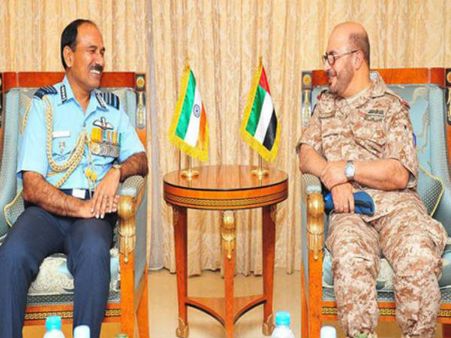 ഇന്ത്യ യുഎഇ സൈനീക മേധാവികള്‍ കൂടിക്കാഴ്ച നടത്തി