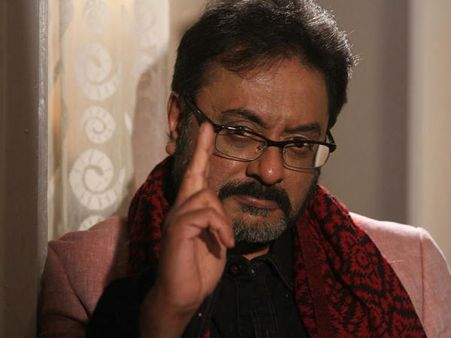 ഫേസ്ബുക്ക് പോസ്റ്റ് വളച്ചൊടിച്ചു... മംഗളത്തിനും റിപ്പോര്‍ട്ടറിനും എതിരെ പ്രതാപ് പോത്തന്‍