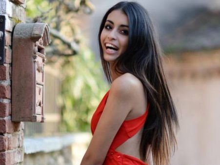 തട്ടമിടാന്‍ പറഞ്ഞവരോട് 'പോയി പണിനോക്കൂ' എന്ന് പറഞ്ഞ മുസ്ലീം സുന്ദരി, മിസ് ഇറ്റലി മത്സരാര്‍ഥി, കാണൂ