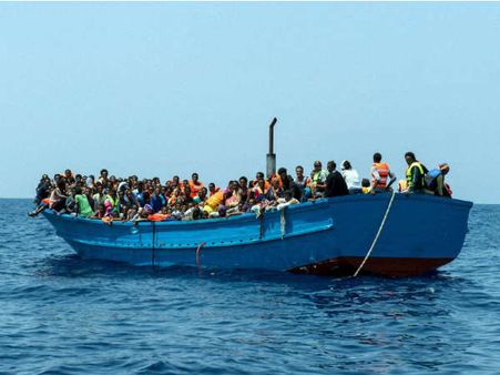 യൂറോപ്പിലെ ജീവിതം കൊതിച്ച് കടലില്‍ ഒടുങ്ങുന്നവര്‍, ലിബിയ ബോട്ട് ദുരന്തത്തില്‍ 200 മരണം
